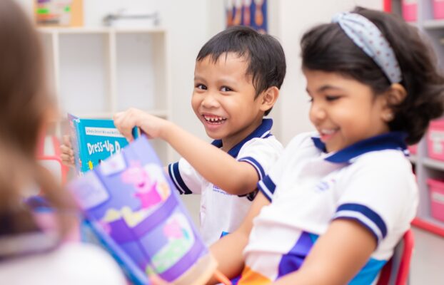 Traditional vs. Modern Approaches to Early Childhood Education