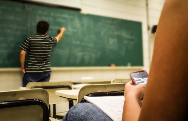 How to transition from a traditional classroom to a modern learning model