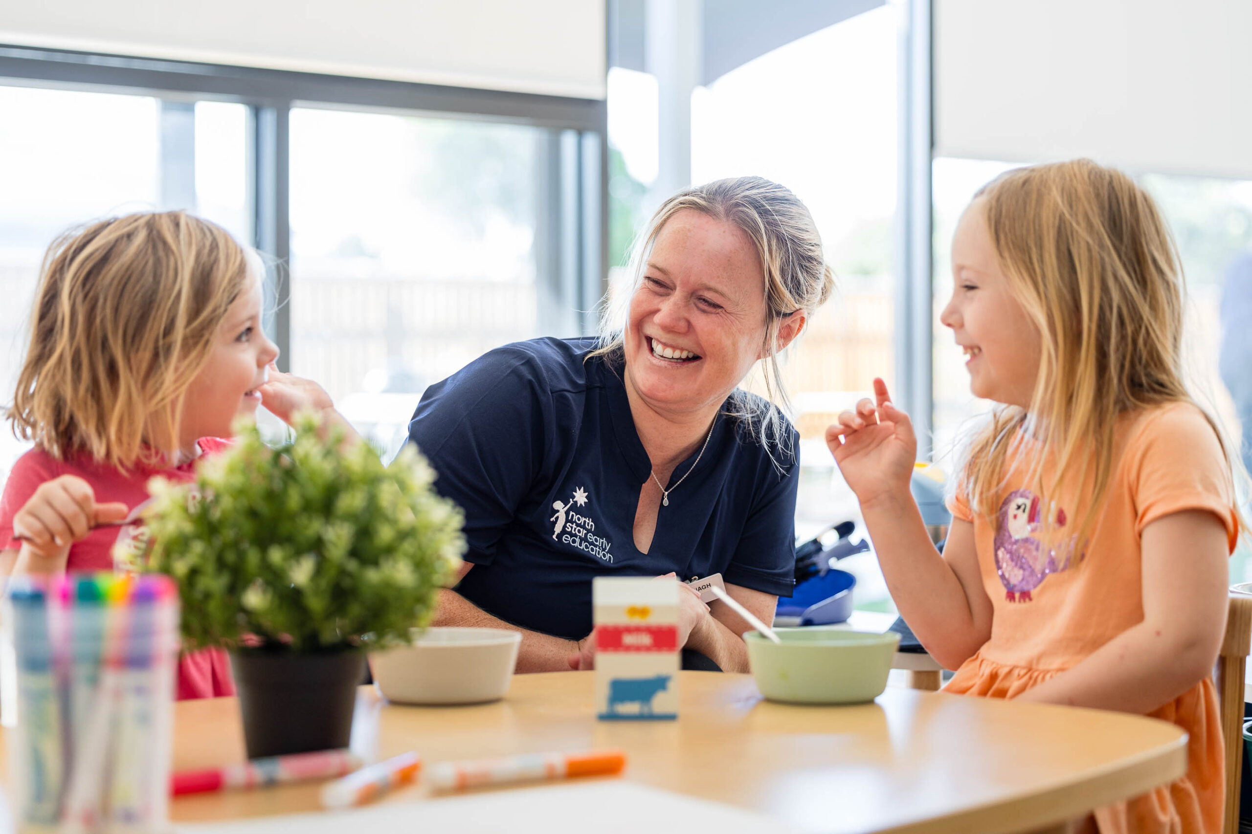 FinlandWay® Finland curriculum teacher and children in an early years learning environment 